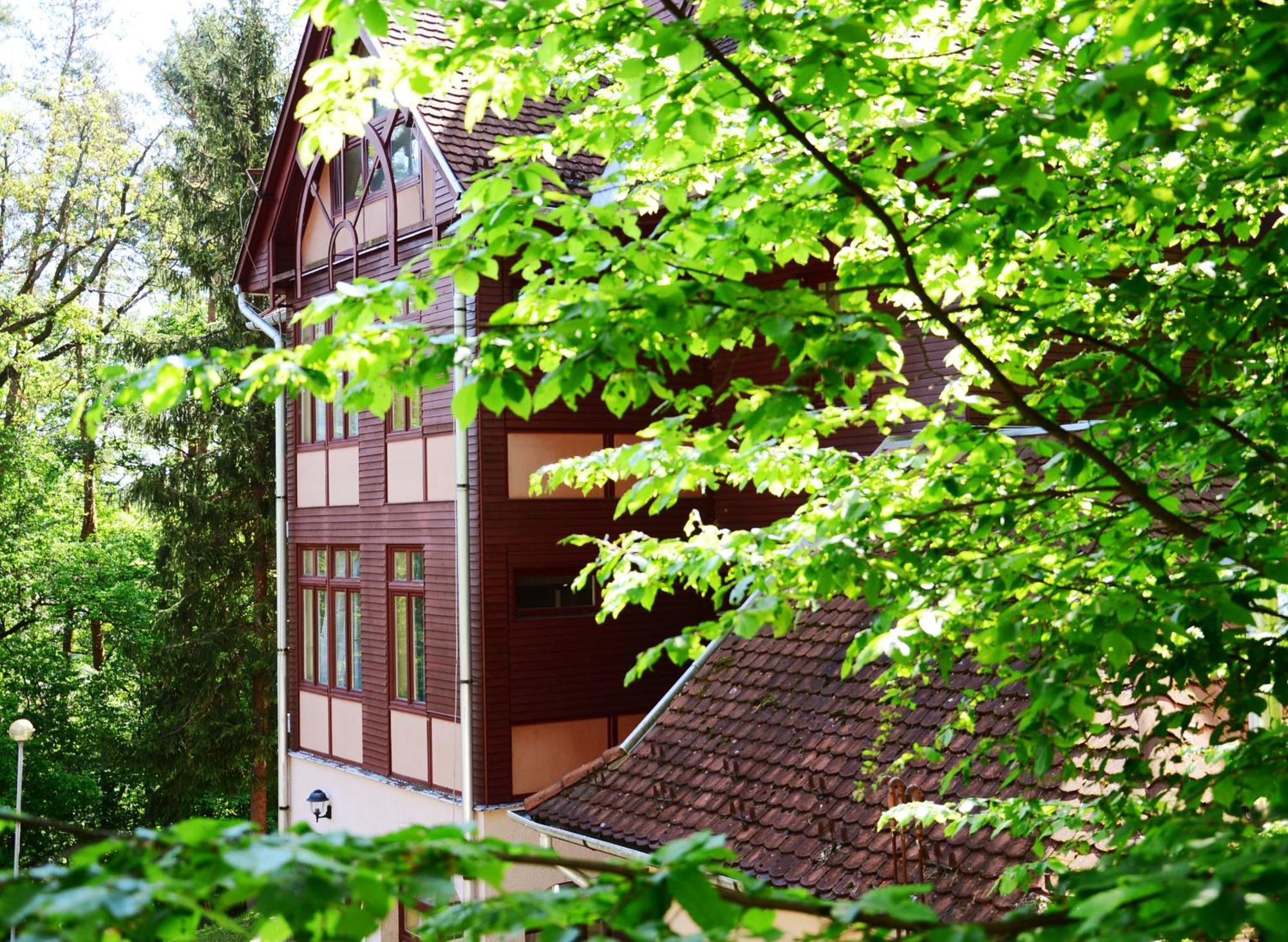 Ezuestfenyo Hotel Telkibánya Esterno foto