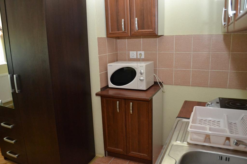 Ezuestfenyo Hotel Telkibánya Esterno foto